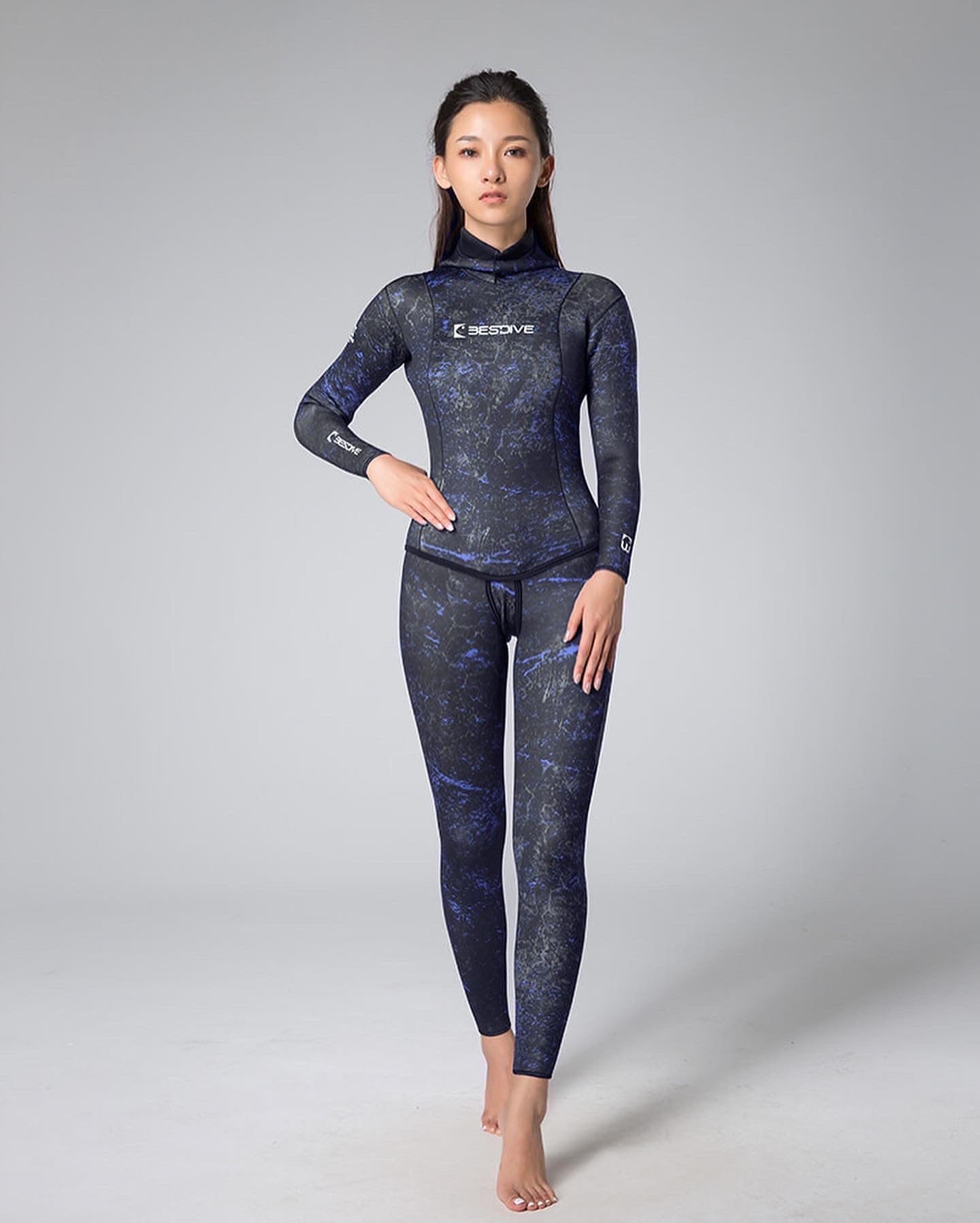 BLUEHOLE SPEARFISHING