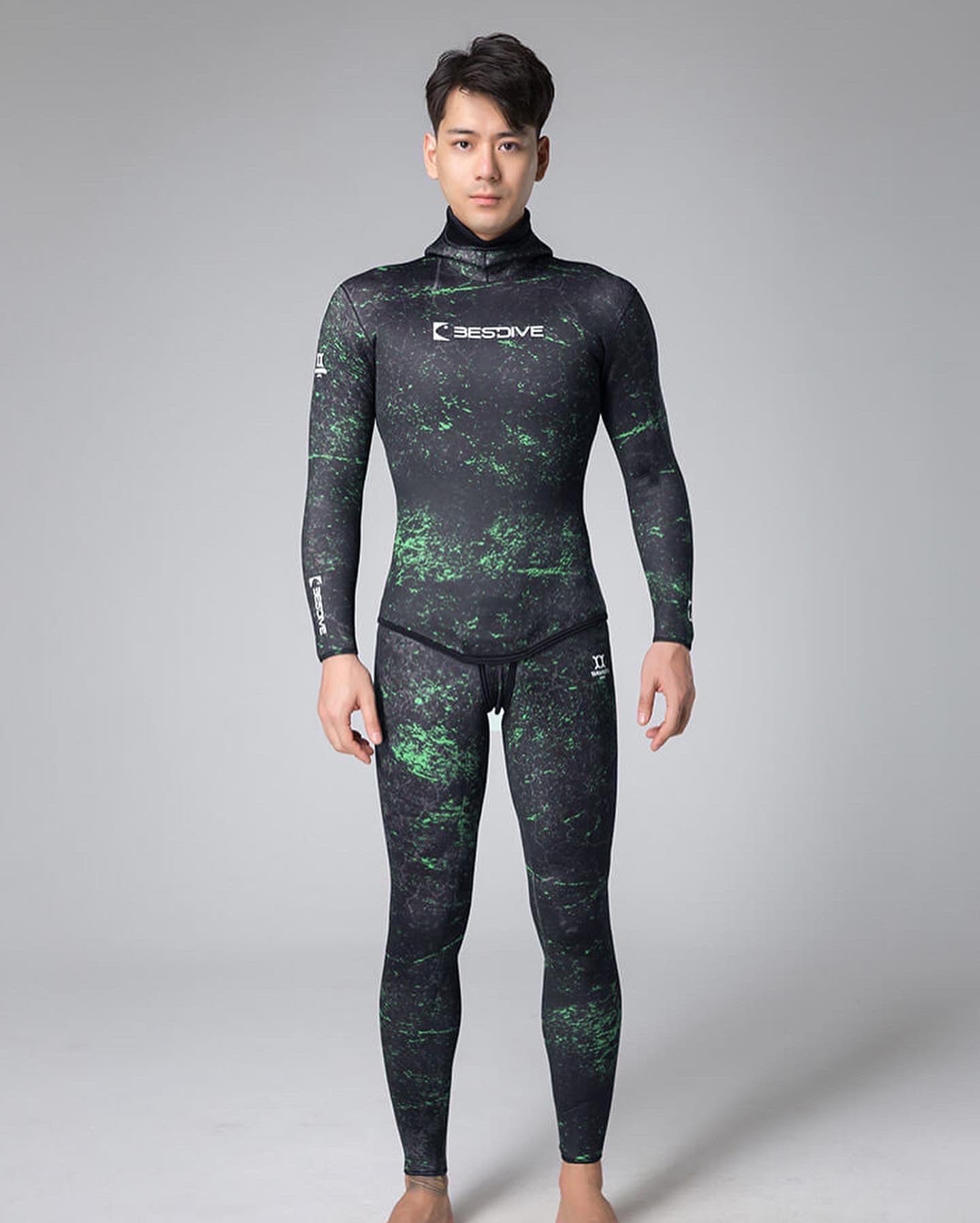 BLUEHOLE SPEARFISHING
